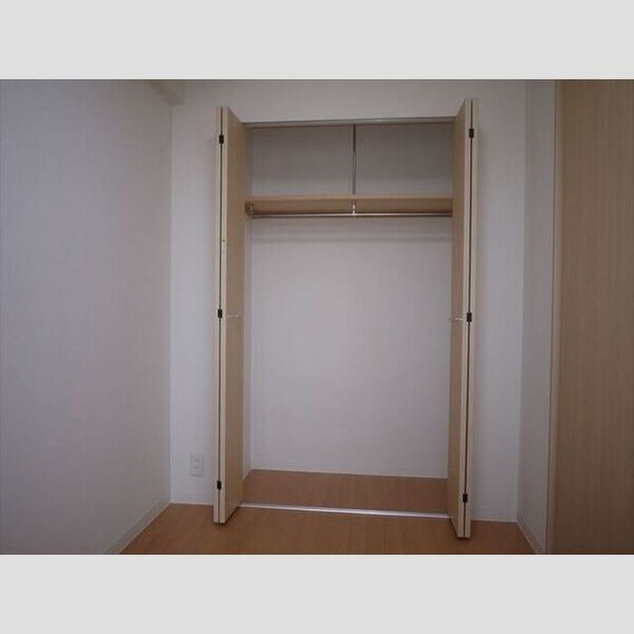 物件内観写真9　(収納)