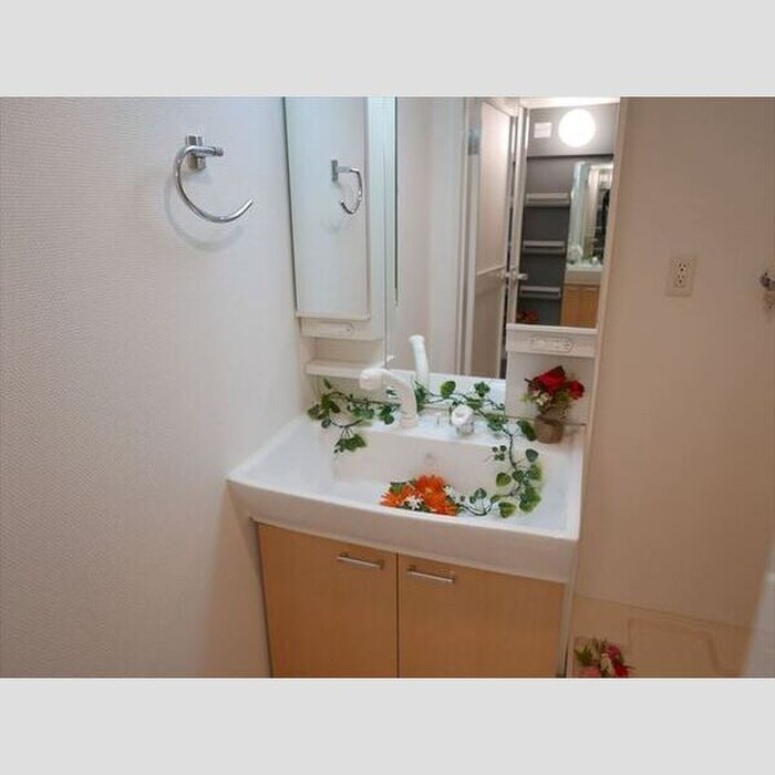 物件内観写真12　(洗面)