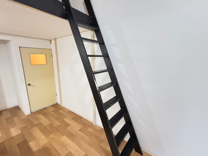 物件内観写真12　(居室)