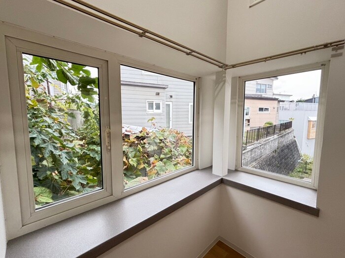 物件内観写真21　(室内からの展望)