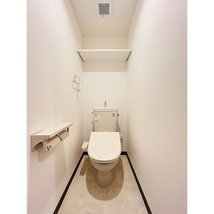 物件内観写真15　(トイレ)