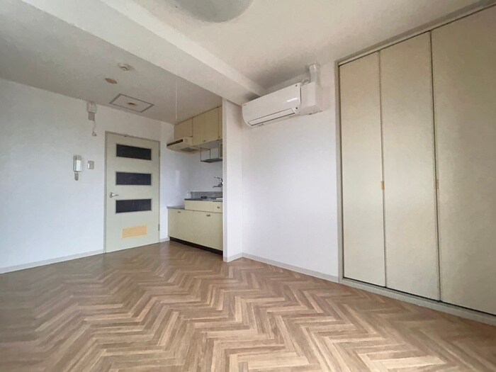 物件内観写真10　(居室)