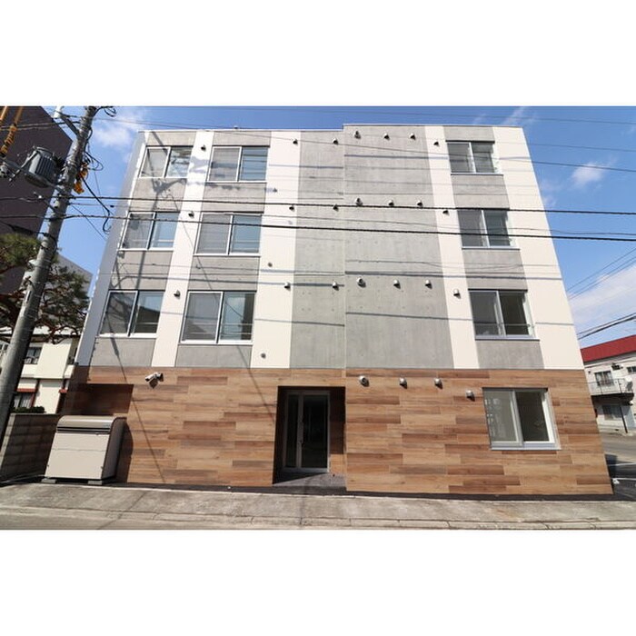 物件外観写真1　(外観写真)