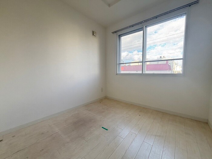 物件内観写真11　(居室)