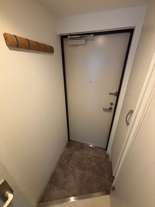 物件内観写真20　(玄関)