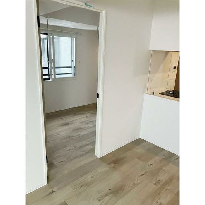 物件内観写真3　(居室)