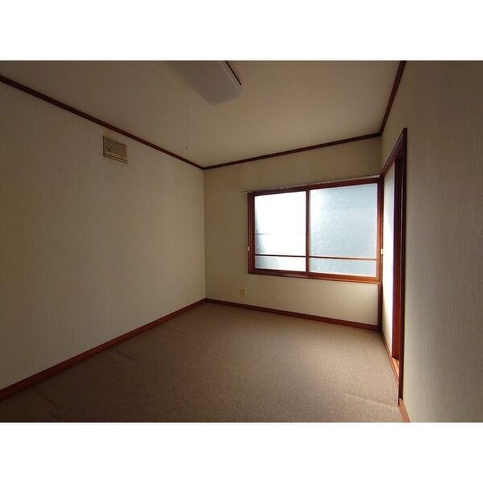 物件内観写真6　(居室)