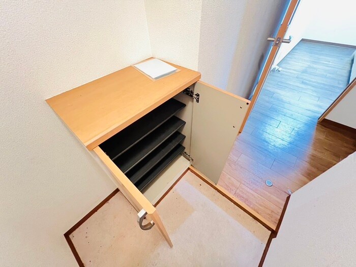 物件内観写真17　(靴箱)