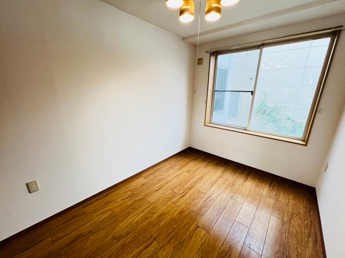 物件内観写真22　(居室)