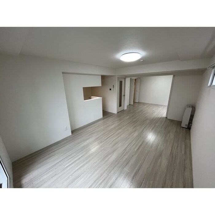 物件内観写真2　(居室)