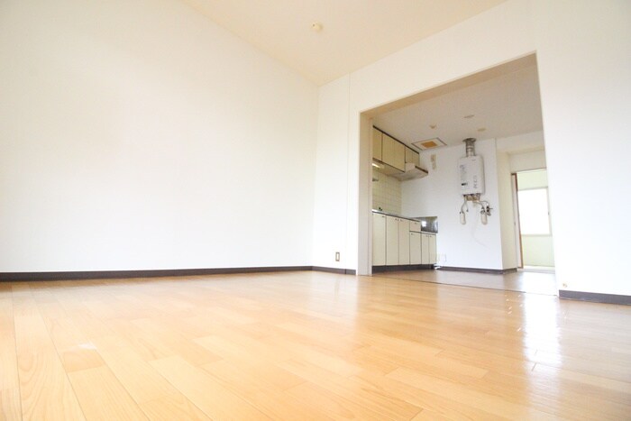 物件内観写真9　(居室)