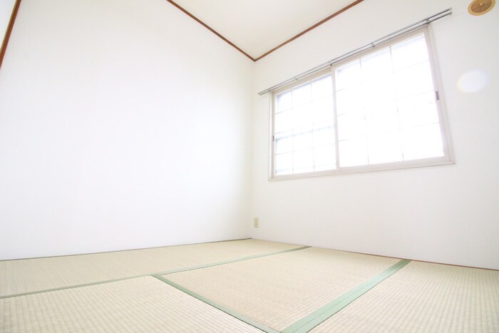 物件内観写真10　(居室)