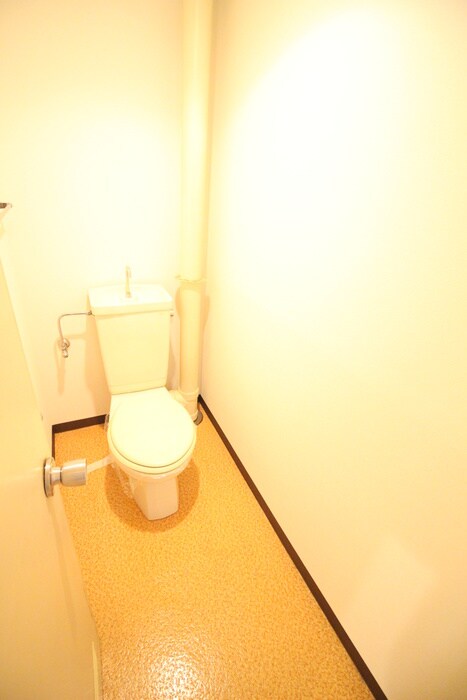 物件内観写真14　(トイレ)