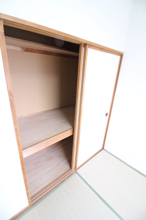 物件内観写真16　(収納)