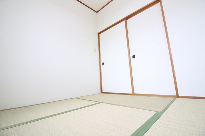 物件内観写真17　(居室)