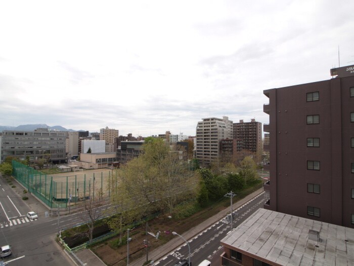 物件内観写真20　(室内からの展望)