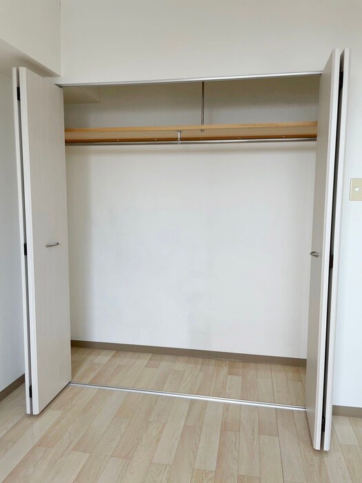 物件内観写真11　(収納)