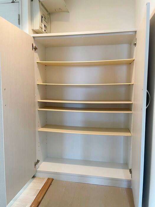 物件内観写真17　(靴箱)