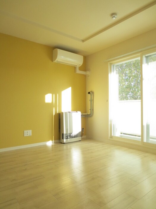 物件内観写真5　(居室)