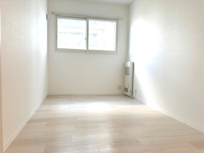 物件内観写真11　(居室)