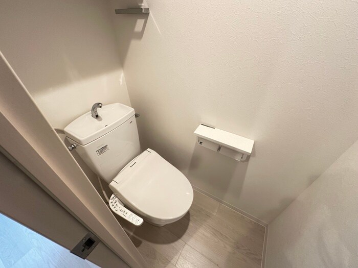 物件内観写真13　(トイレ)