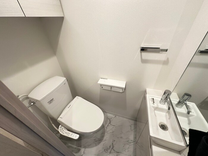 物件内観写真14　(トイレ)