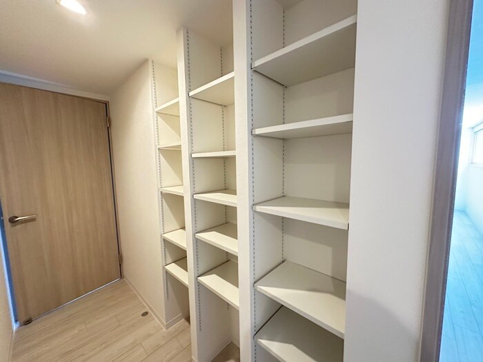 物件内観写真20　(収納)