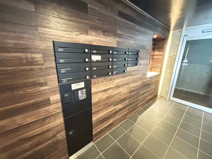 物件外観写真4　(建物設備)