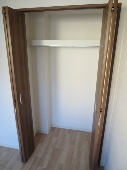 物件内観写真8　(収納)