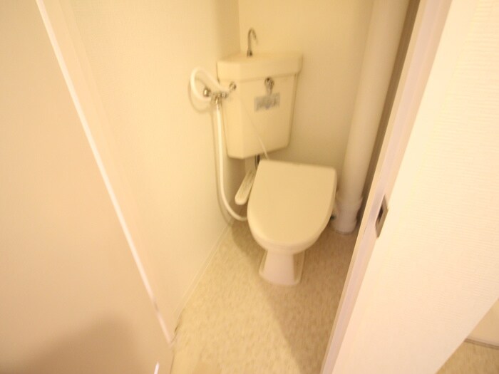 物件内観写真11　(トイレ)