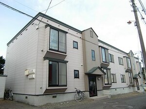 エストラ－ジュ西野壱番館外観写真