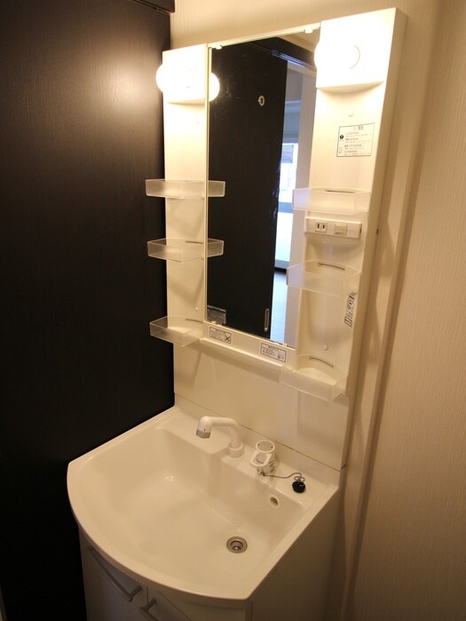 物件内観写真13　(洗面)