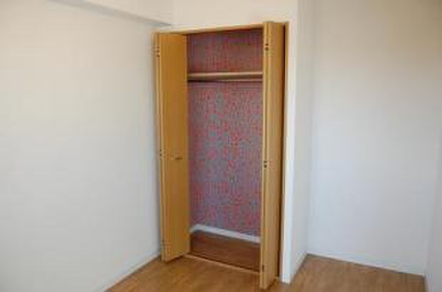 物件内観写真12　(収納)