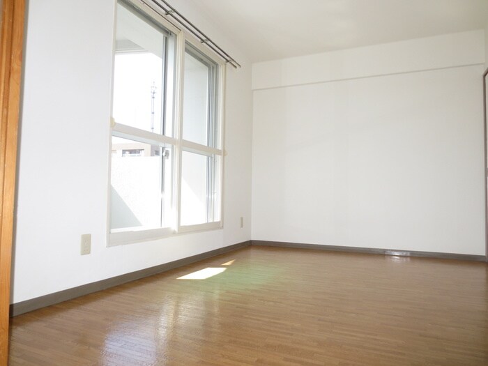 物件内観写真12　(居室)