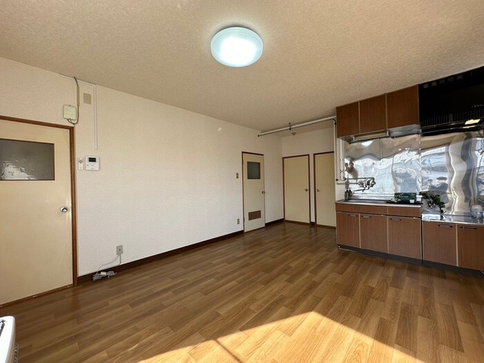 物件内観写真9　(居室)