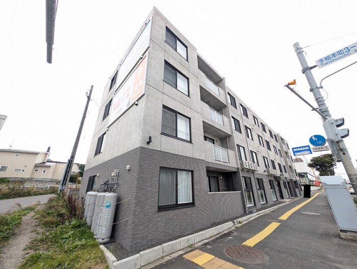 物件外観写真1　(外観写真)