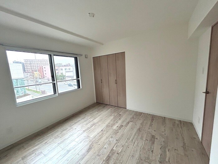 物件内観写真11　(居室)