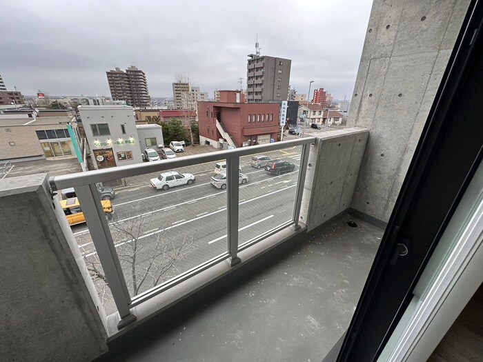 物件内観写真22　(ベランダ・バルコニー)