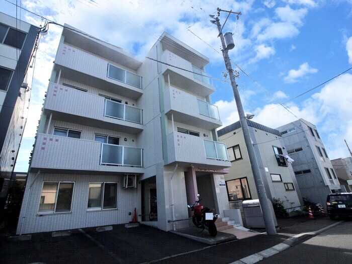 物件外観写真2　(外観写真)