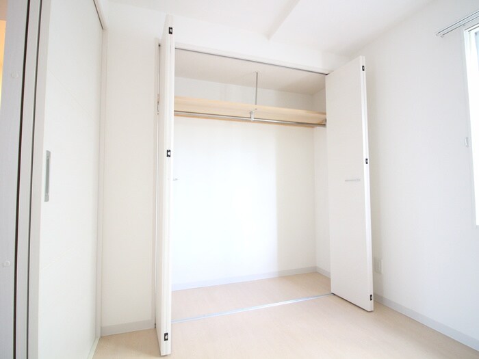 物件内観写真11　(収納)