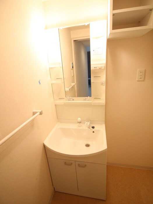 物件内観写真13　(洗面)