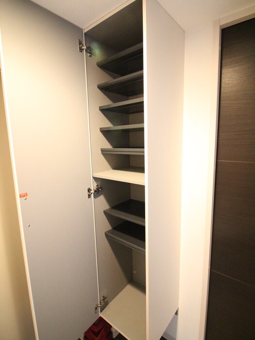 物件内観写真18　(靴箱)