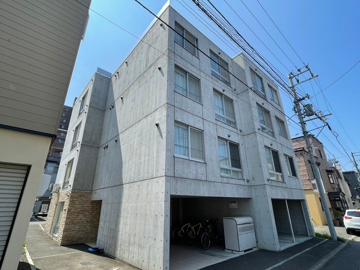 物件外観写真1　(外観写真)