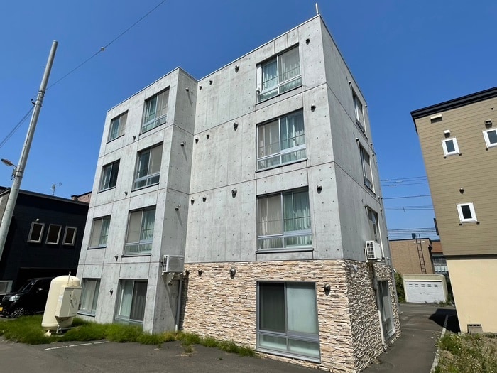 物件外観写真2　(外観写真)