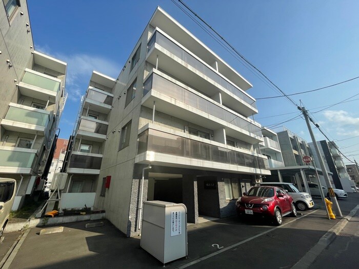 物件外観写真1　(外観写真)