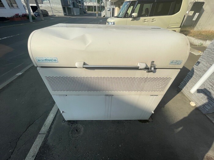 物件外観写真3　(建物設備)