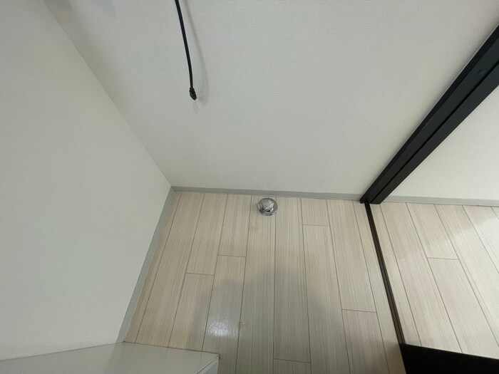 物件内観写真14　(洗濯機置場)