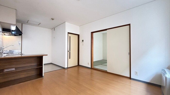 物件内観写真10　(居室)