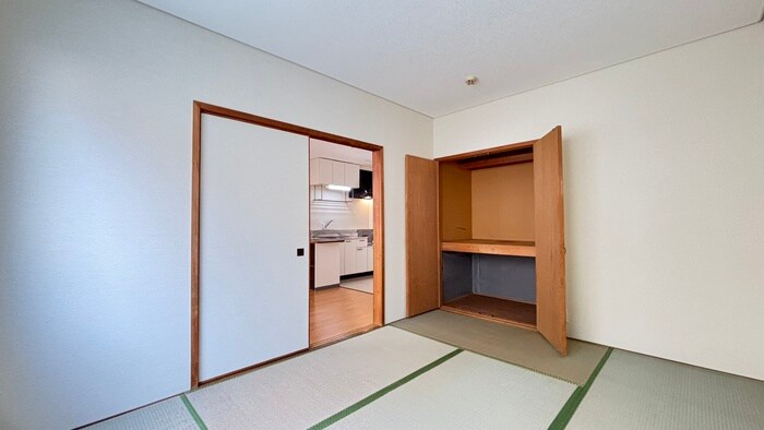 物件内観写真14　(居室)