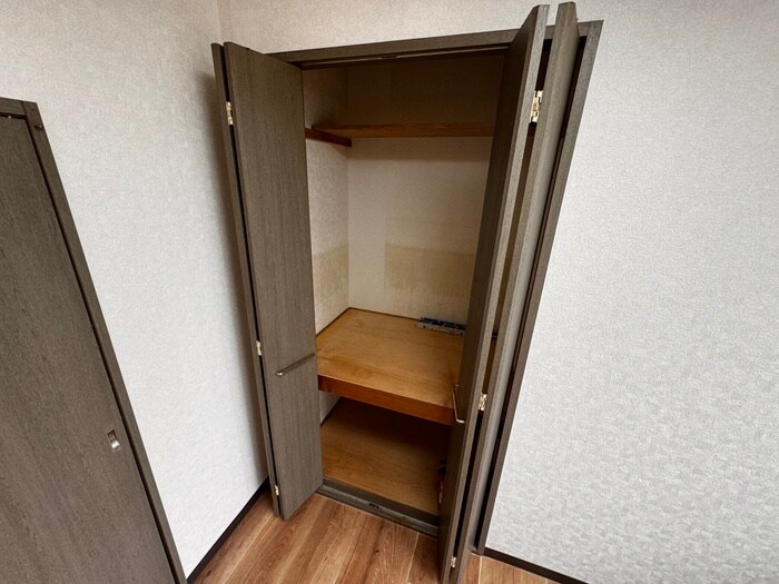 物件内観写真9　(収納)